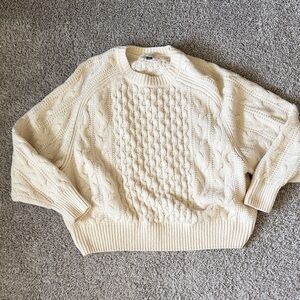 UNIVERSAL THREAD - white/cream sweater